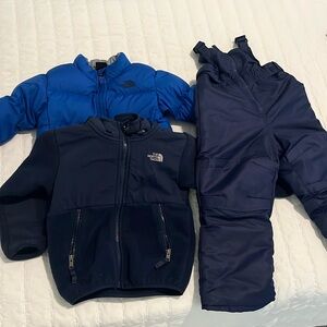 Boys the north face jackets bundle